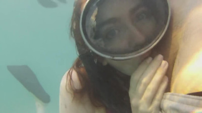 Underwater Booty and Cumshot (in the Ocean)