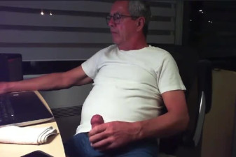 Canadian Daddy Cums