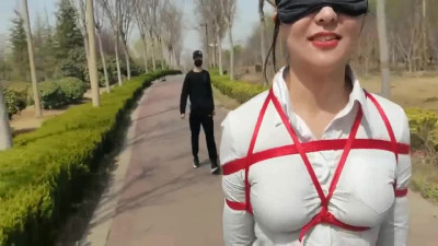 Chinese Girl outdoor exhibitionism BDSM Training 109