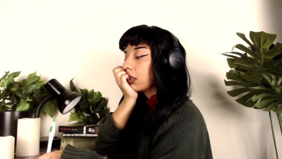 Asian Teen Girl Uses Sex Toy While Studying to Lofi Beats