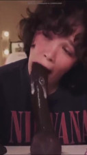 Femboy suck a dildo ;3