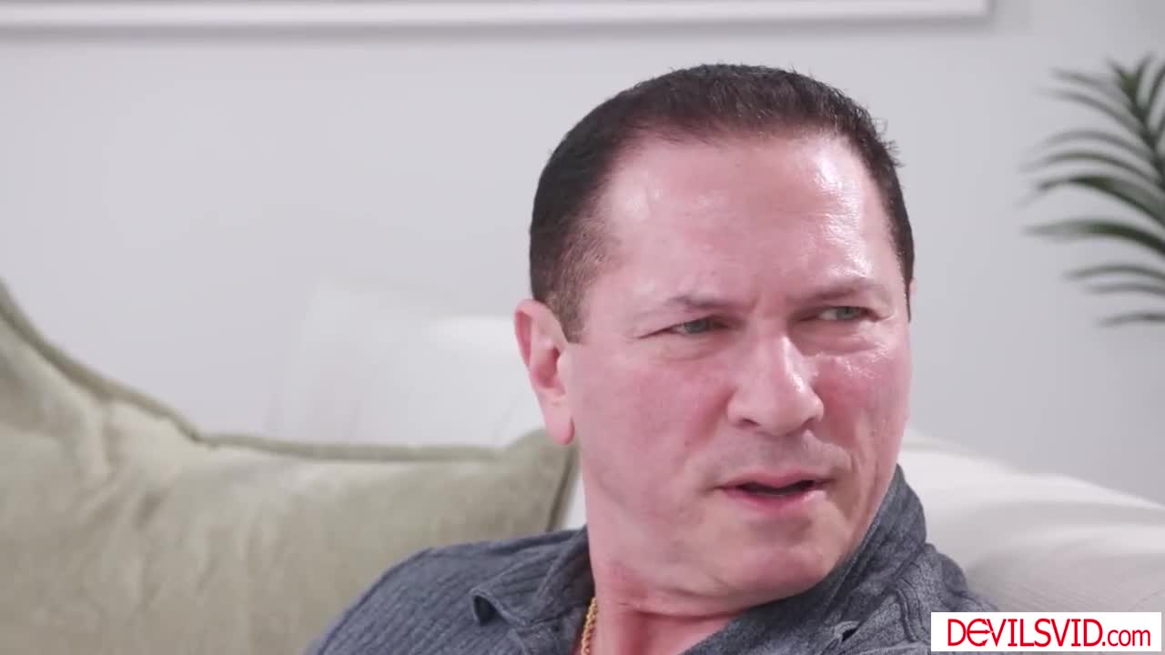 Watch Brunette teen stepdaughter learning anal sex with her stepdad Short Sex Videos - Duration: 06:10 | ePornNEW.