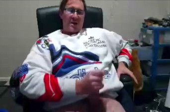 Australian Daddy Cums
