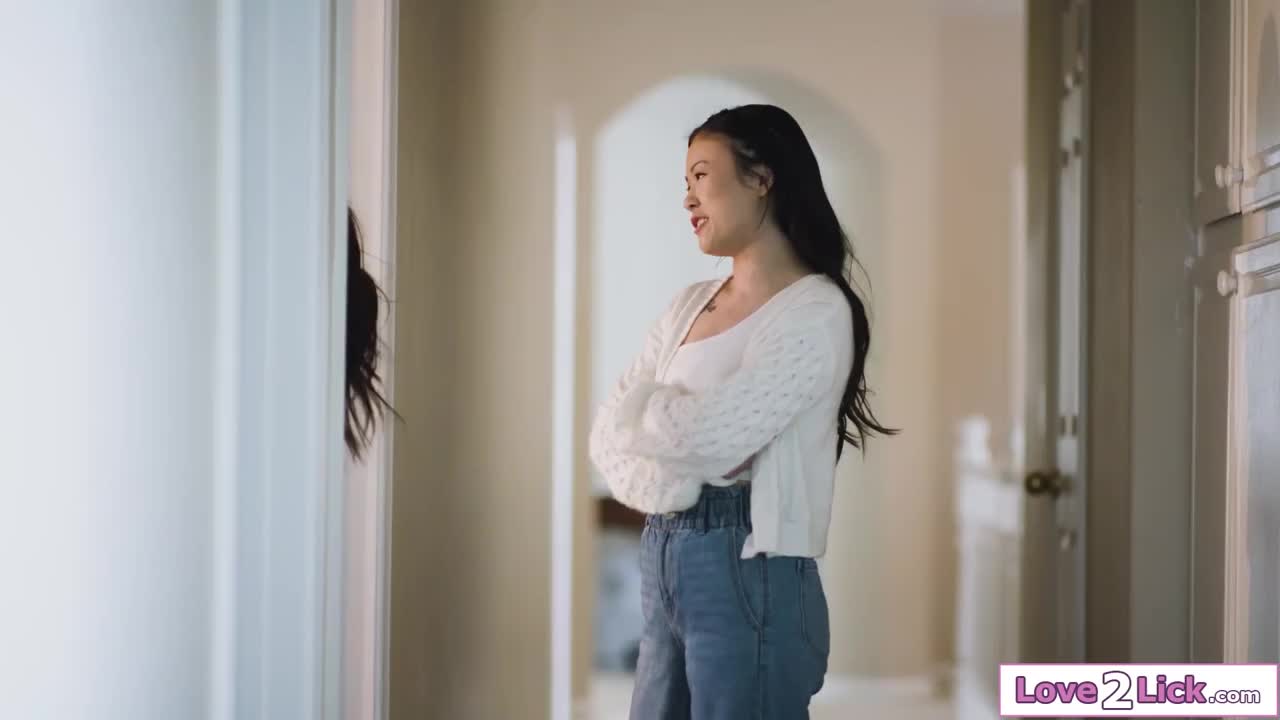 Watch You want to make a one last lesbian memory in your old room? Short Sex Videos - Duration: 08:05 | ePornNEW.