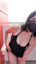 Super goddess Xiao Shuishui exposed outdoors