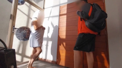 Delivery Guy Fucks Big-Titted Latina Babe in Public