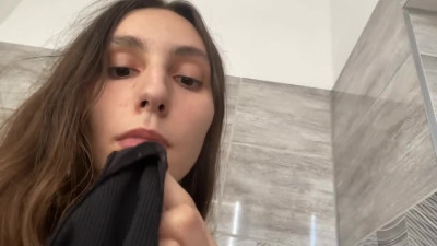Eating Cream From My Pussy - A Hungry Solo Teen Webcam Show
