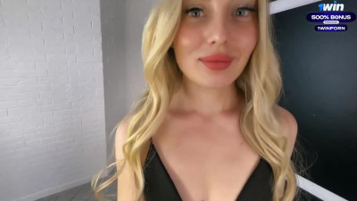 MILF step mom sucked my yam-sized ass, doggie homemade porn!