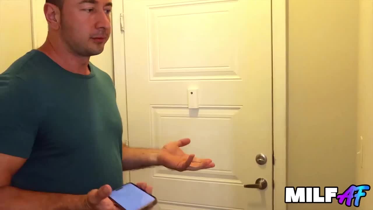Watch MILF Gets Me Ready for a Date Short Sex Videos - Duration: 08:00 | ePornNEW.