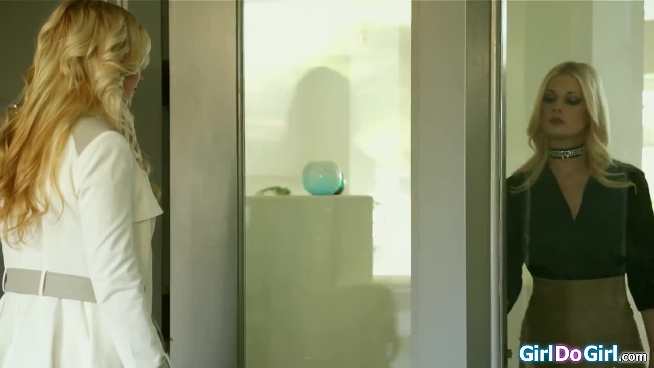 Watch Milf business woman shows her submissive secretary whos boss Short Sex Videos - Duration: 08:10 | ePornNEW.