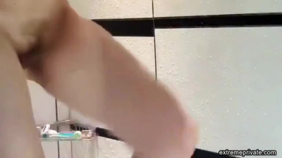 Stepdaughters ruddy pussy (spy cam)