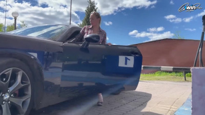 Country mechanic boinks molten blond driver from behind to fix her car, best