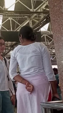 Desi Girl showing Ass