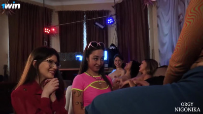 Orgy4, a 90s-style fuck-a-thon soiree for cash! Hardcore porn, YES!