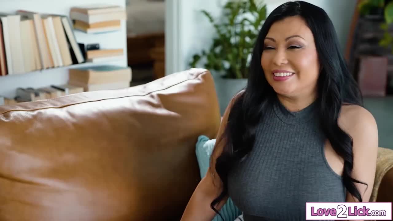 Watch Im pussy fingered by my big tit stepmom before I get married Short Sex Videos - Duration: 08:05 | ePornNEW.