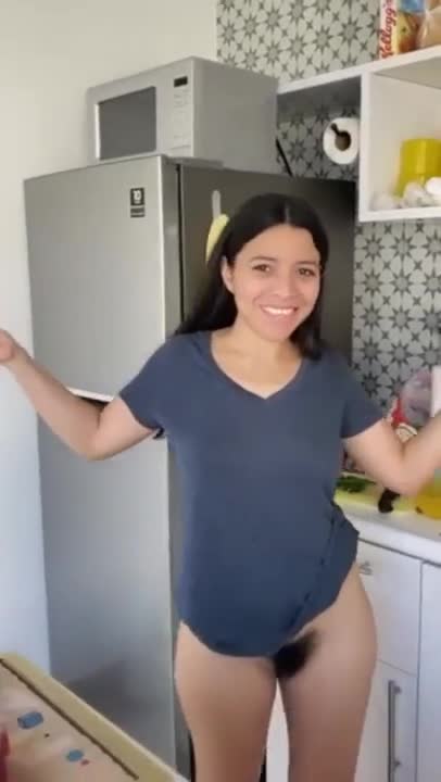 Watch Nudist Daniela Duran showing hairy pussy while cooking Short Sex Videos - Duration: 03:27 | ePornNEW.