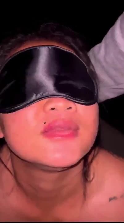 Watch Engolindo porra de vários desconhecidos no glory hole (1) Short Sex Videos - Duration: 02:14 | ePornNEW.