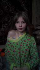 Beautiful young teen shows her soft juicy tits and round butt