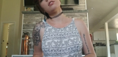 Teen Solo Female Masturbating on Webcam to Orgasm