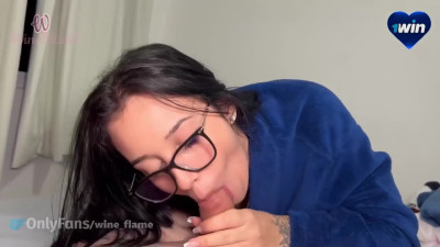 Amateur duo attempts suck off with gigantic cock, fetish gets dirty.