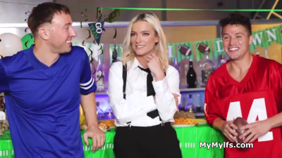 Free use sharing of barmaids tight pussy