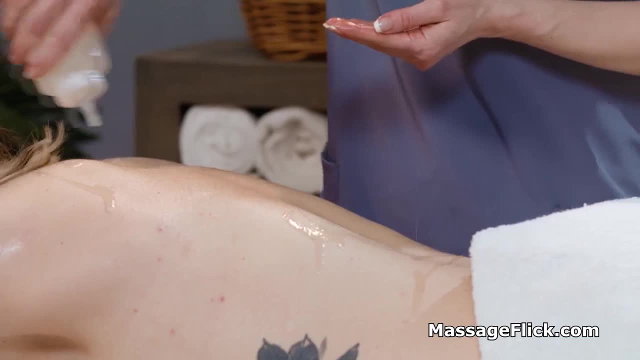 Watch Hard pussy rubbing and eating massage with Lily Short Sex Videos - Duration: 06:00 | ePornNEW.