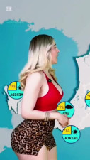 Marisol Dovala weather TOP butts