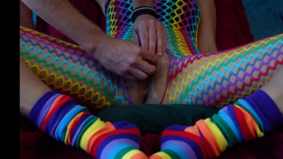 Deep Double Fisting Makes Brunette Moan with Orgasmic Pleasure