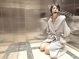 Chinese Girl outdoor exhibitionism BDSM Training 161