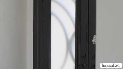 Getting head from bros TS stepsister while live