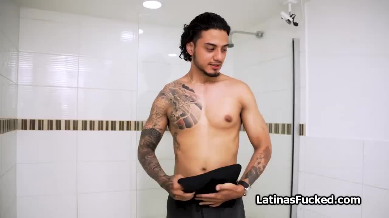 Watch Fucking slutty PAWG Latina neighbor in the shower Short Sex Videos - Duration: 06:00 | ePornNEW.